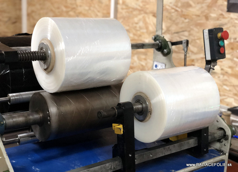 (2 ks) stretch fólia strojná 250mm/23µm/150% transparent, cena: 3,15 Eur/kg, 21,56 Eur/ks bez DPH